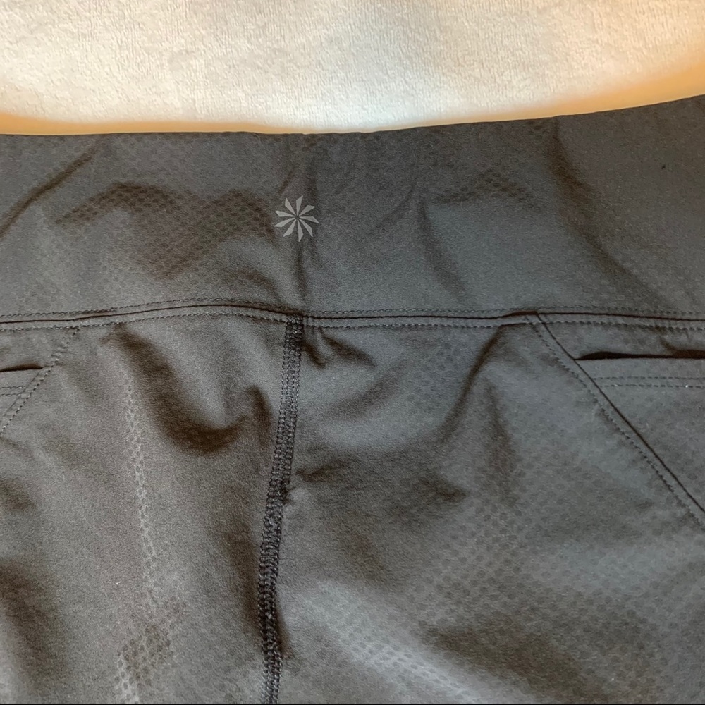 Athleta black activewear capris Leggings Yoga Gym Pants - Picture 11 of 16